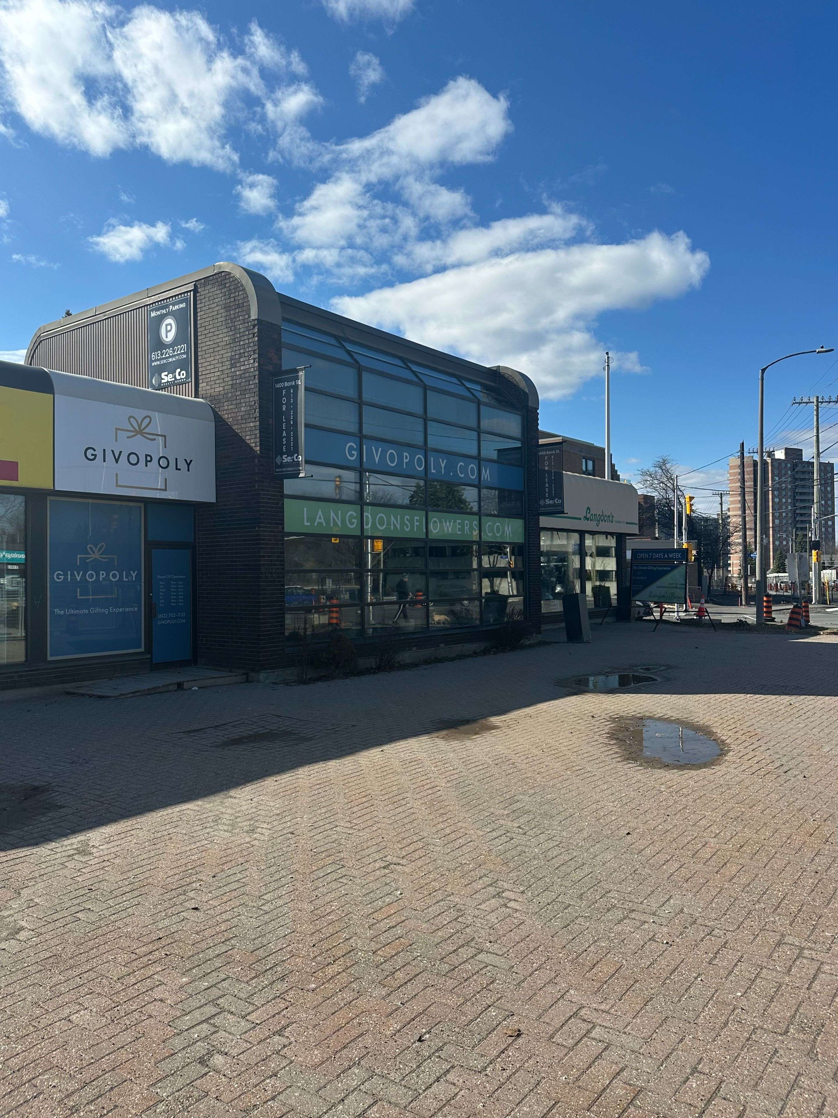 1400 Bank ST, Billings Bridge - Riverside Park And Area, ON K1H 7Y9