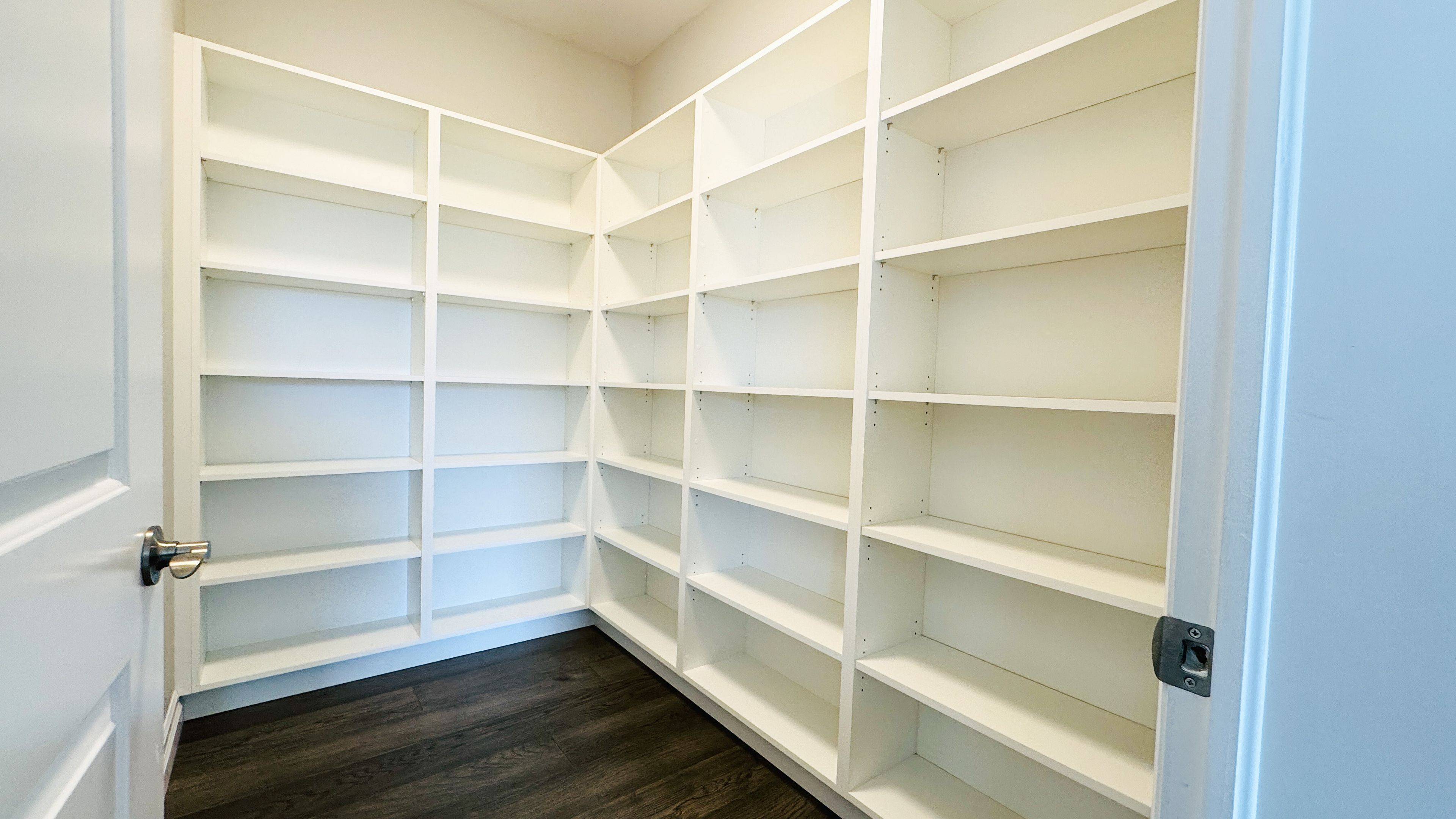 310 Blake AVE, Lakeshore, ON N8L 1B6