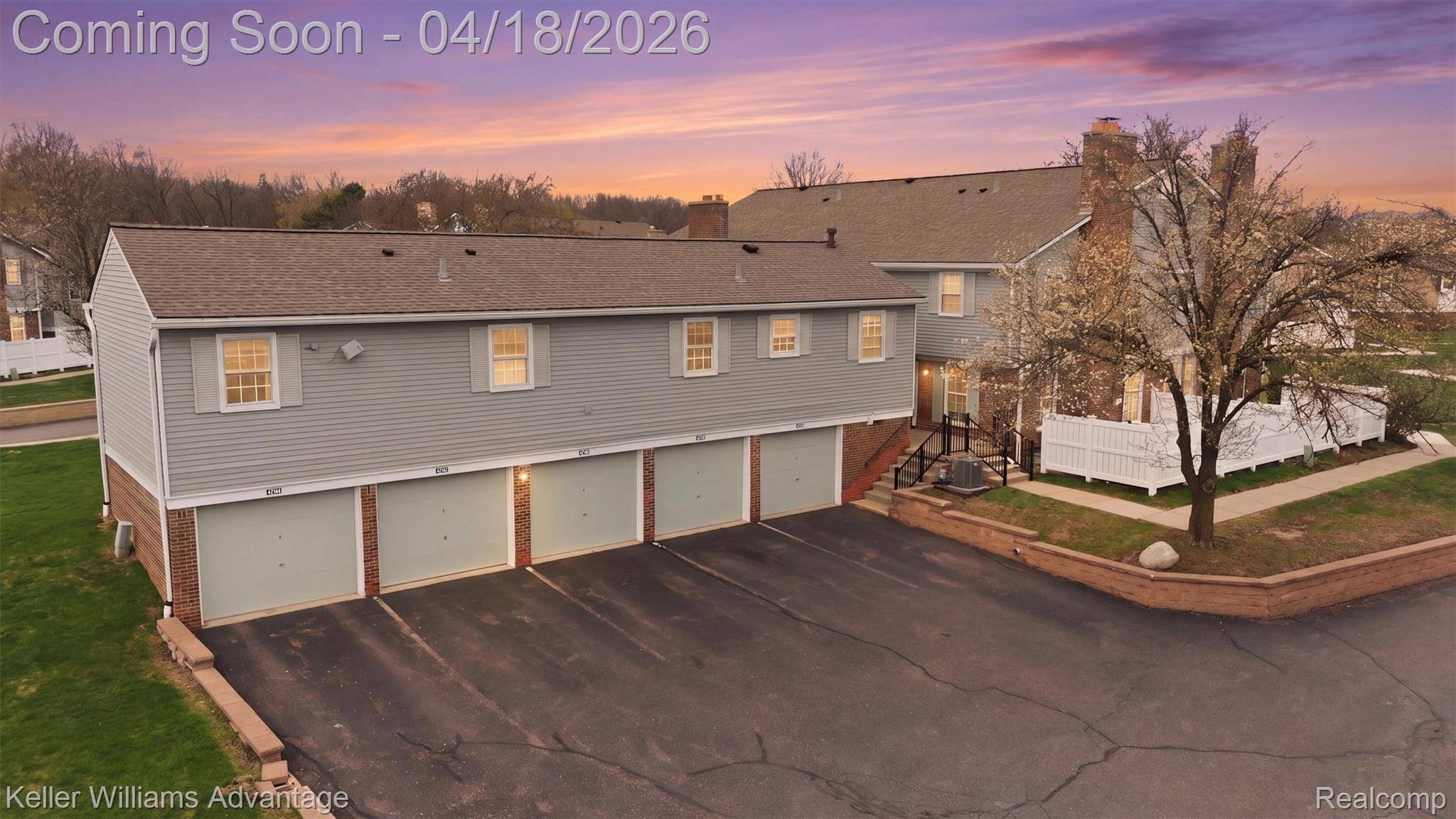 42136 Gladwin ST, Novi, MI 48167