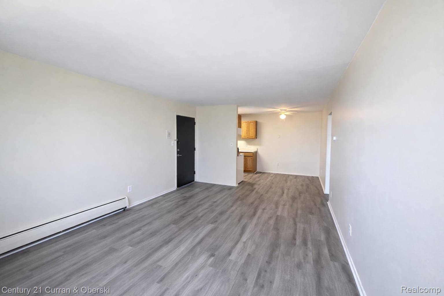 6015 SOUTHFIELD RD #8, Detroit, MI 48228