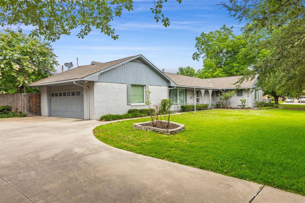 1302 Culver Street, Commerce, TX 75428