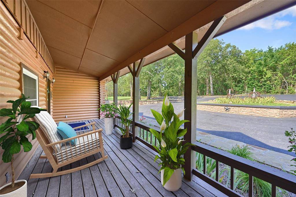 570 Roy Ayres Road, Bells, TX 75414