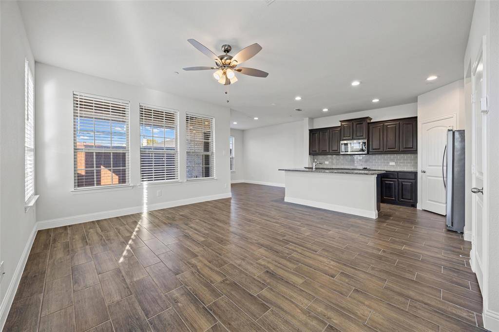 519 Sandiford Court, Mansfield, TX 76063