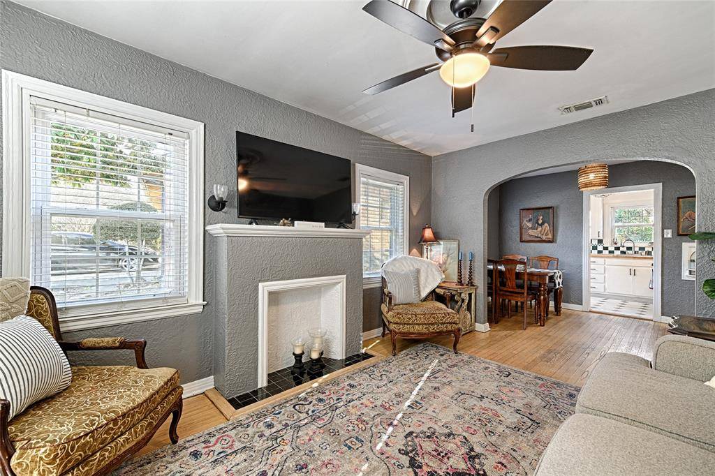 1707 Homewood Place, Dallas, TX 75224