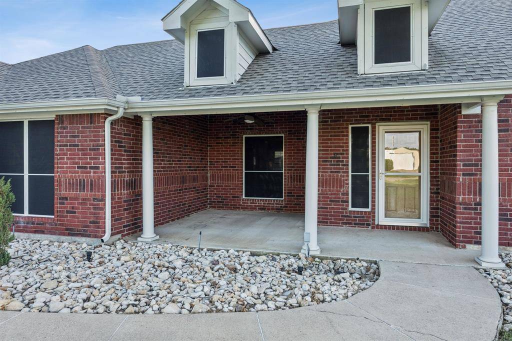 700 Lake Vista Lane, Lavon, TX 75166