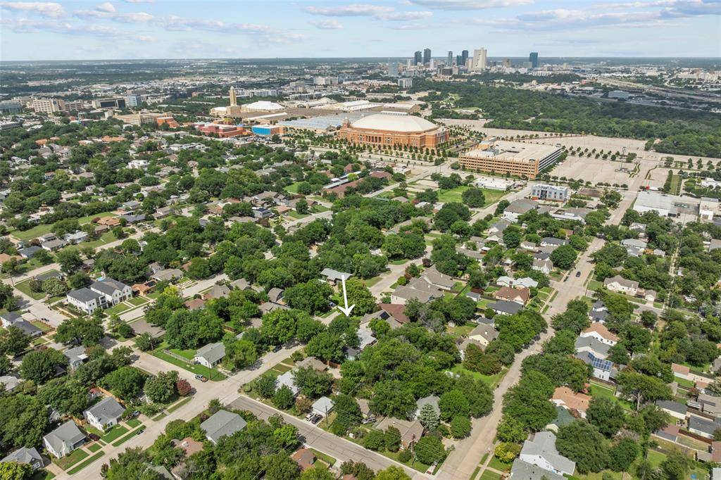 3829 Byers Avenue, Fort Worth, TX 76107