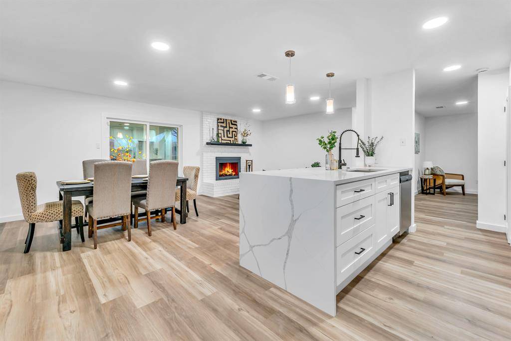 1701 Carla Avenue, Arlington, TX 76014