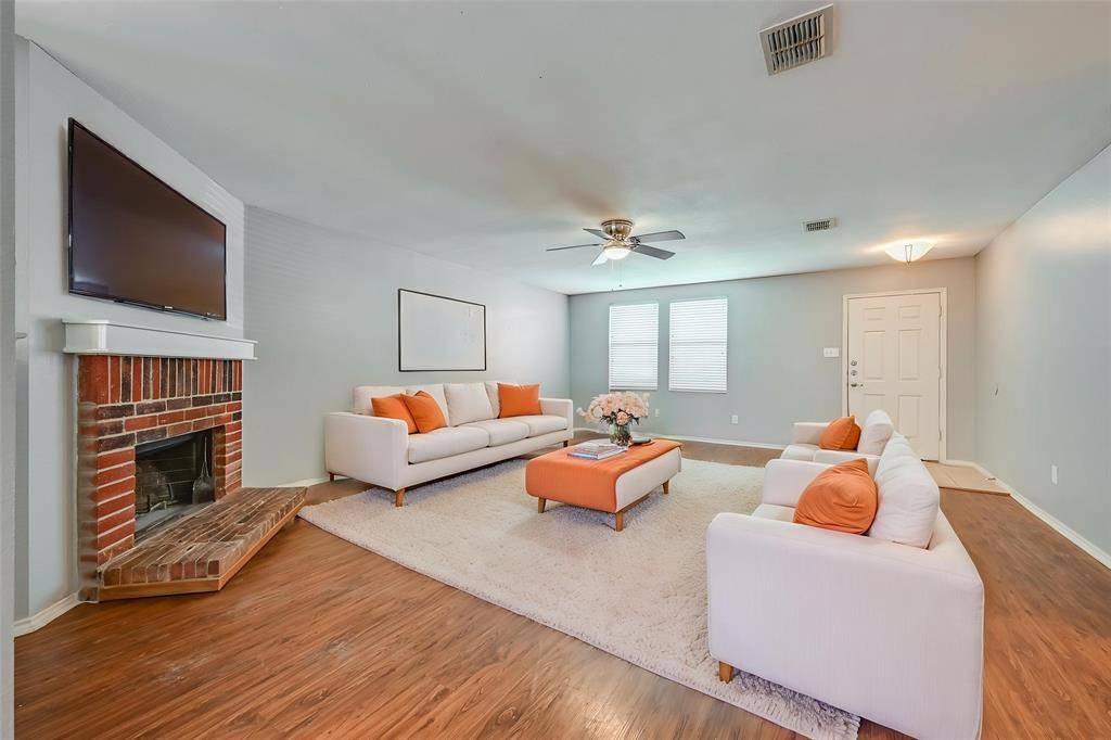 8406 Beachplum Way, Arlington, TX 76002