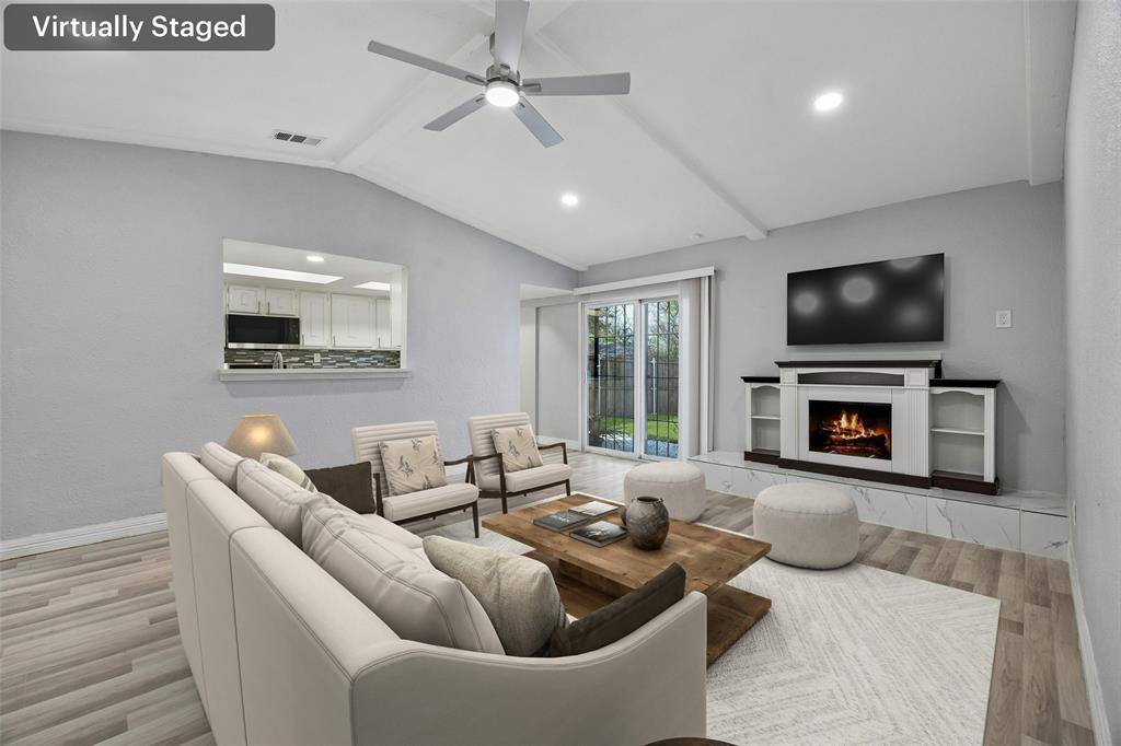 831 Kelso Drive, Dallas, TX 75211