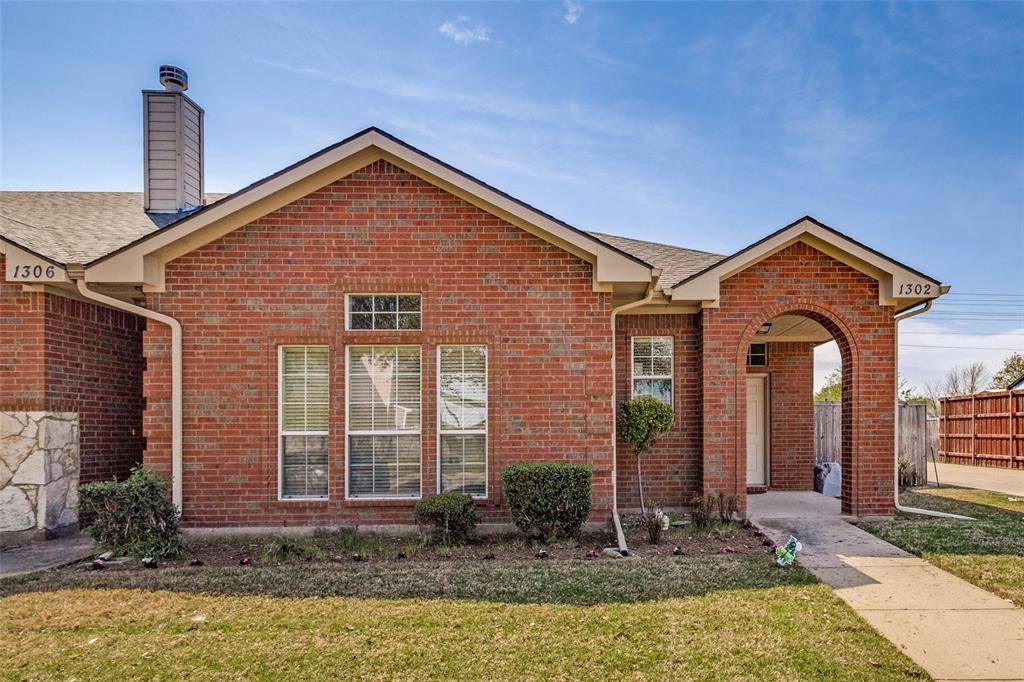 1302 Poinsettia Boulevard, Denton, TX 76208