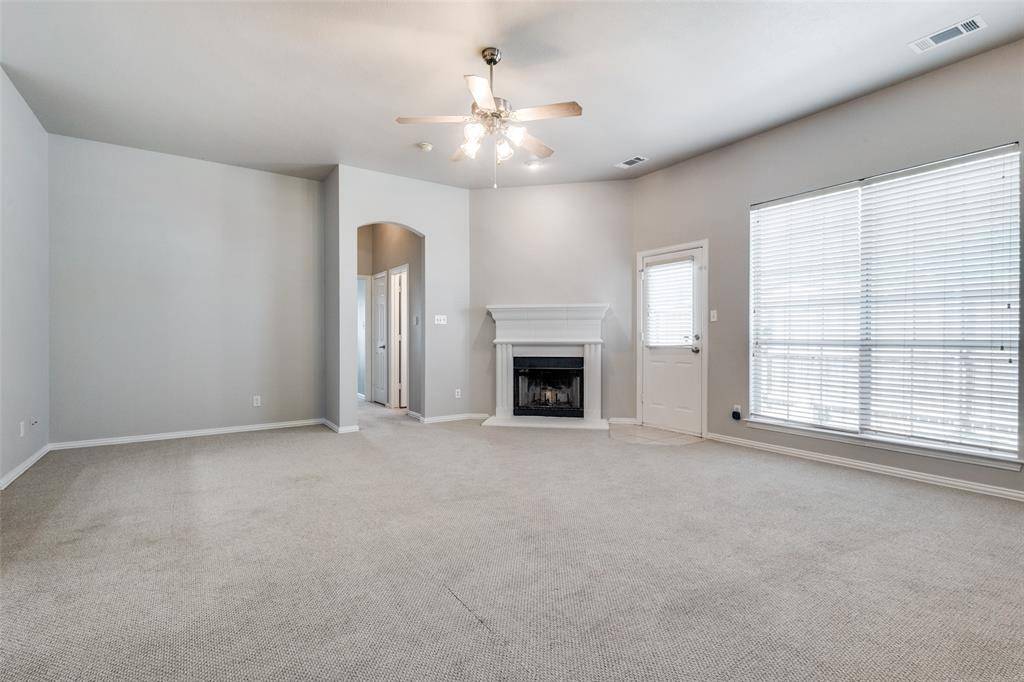 1302 Poinsettia Boulevard, Denton, TX 76208