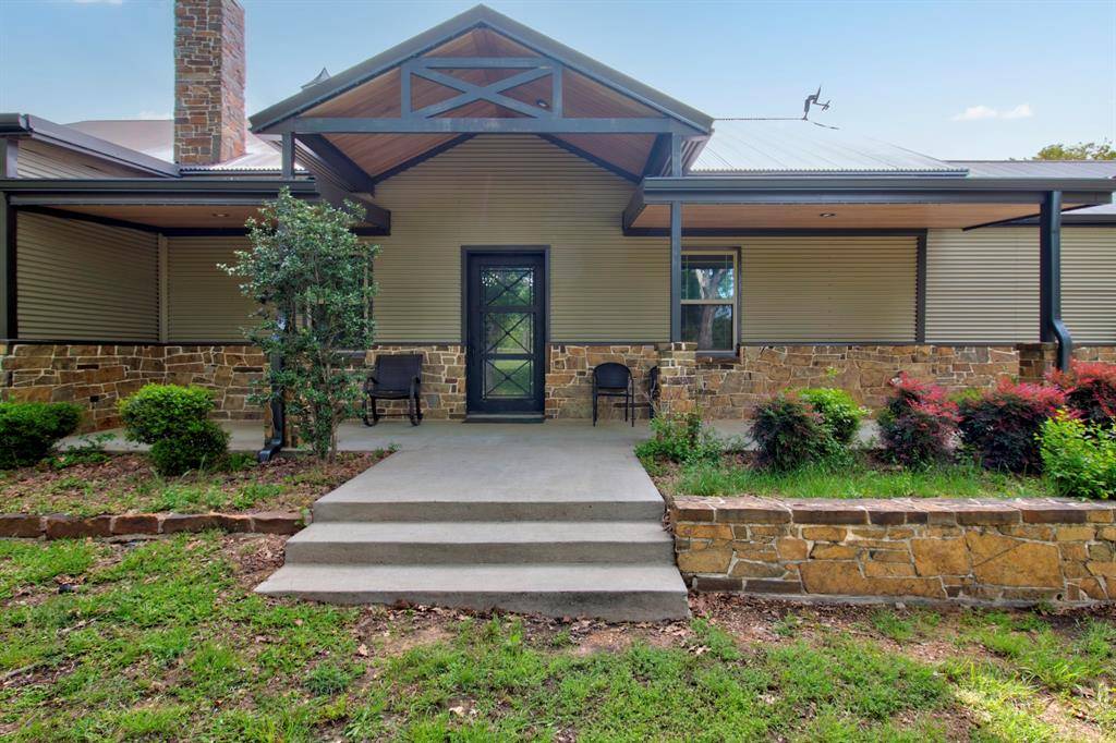 1024 Jordan Creek Road, Collinsville, TX 76233