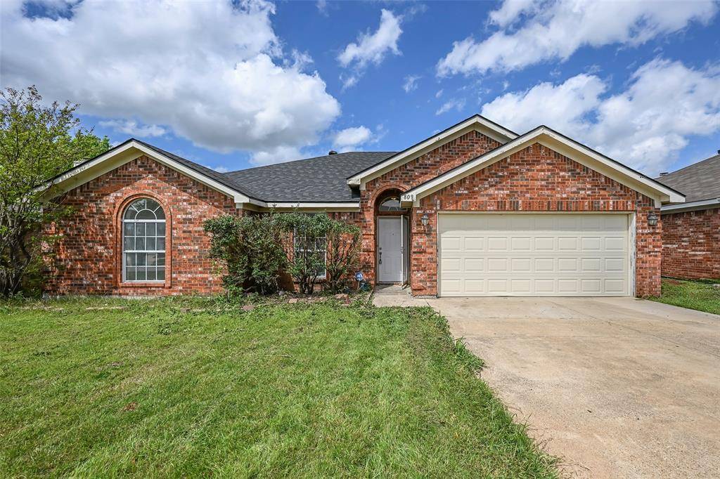 809 Elbe Drive, Arlington, TX 76001