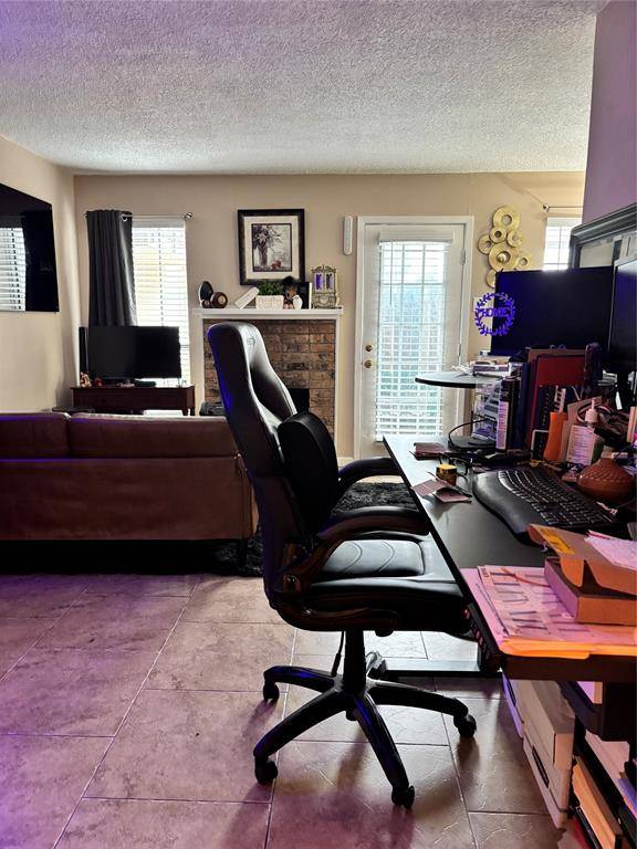 1603 N Garrett Avenue #100, Dallas, TX 75206