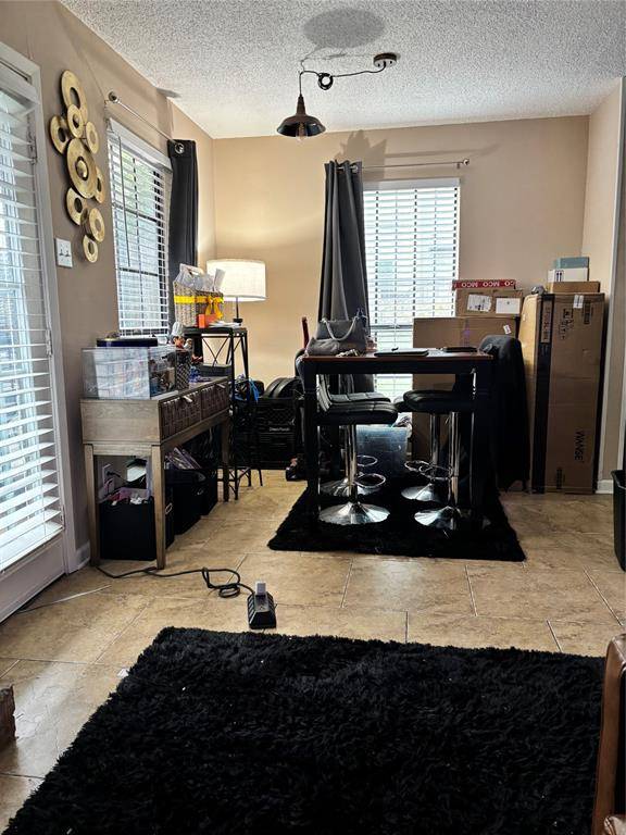 1603 N Garrett Avenue #100, Dallas, TX 75206