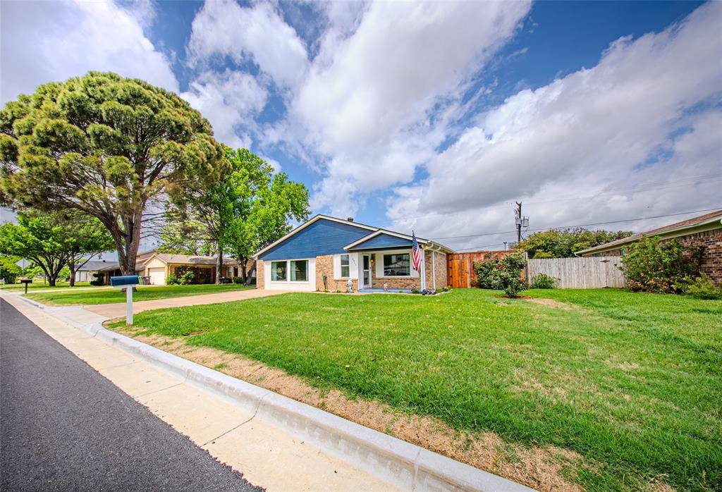 5911 Dangerfield Court, Arlington, TX 76017