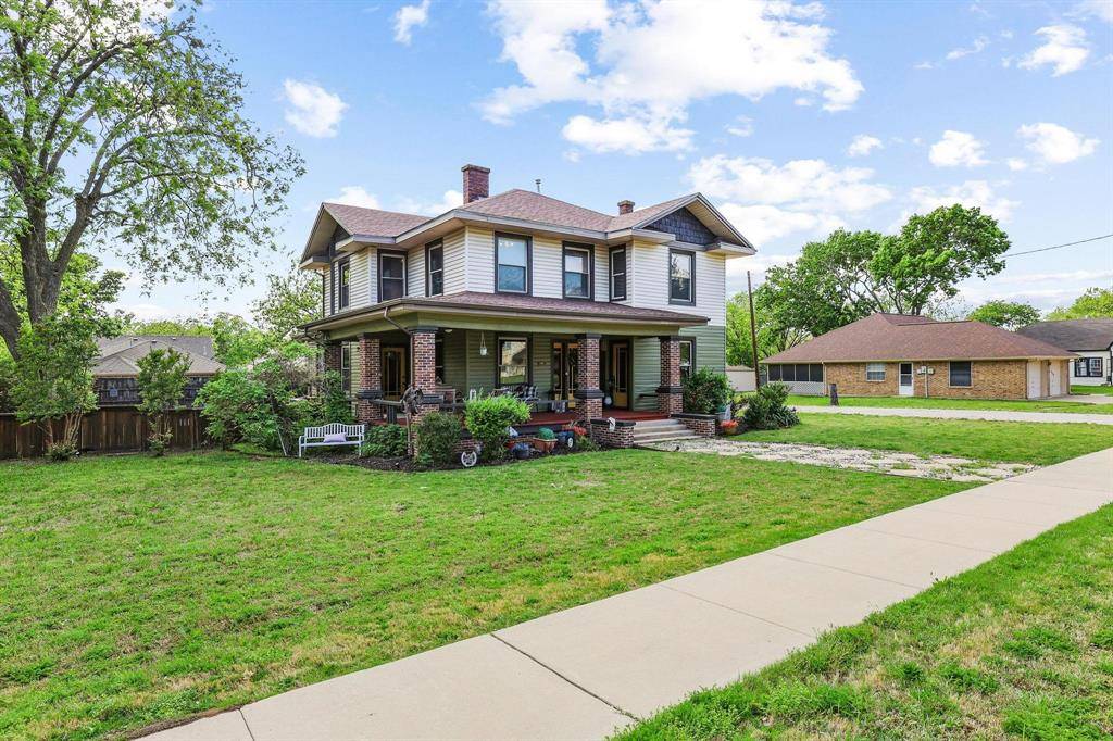 530 S Waco Street, Van Alstyne, TX 75495