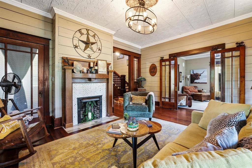 530 S Waco Street, Van Alstyne, TX 75495