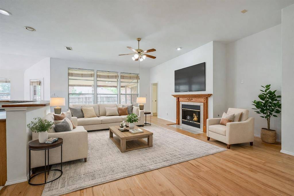 304 Mimosa Drive, Murphy, TX 75094