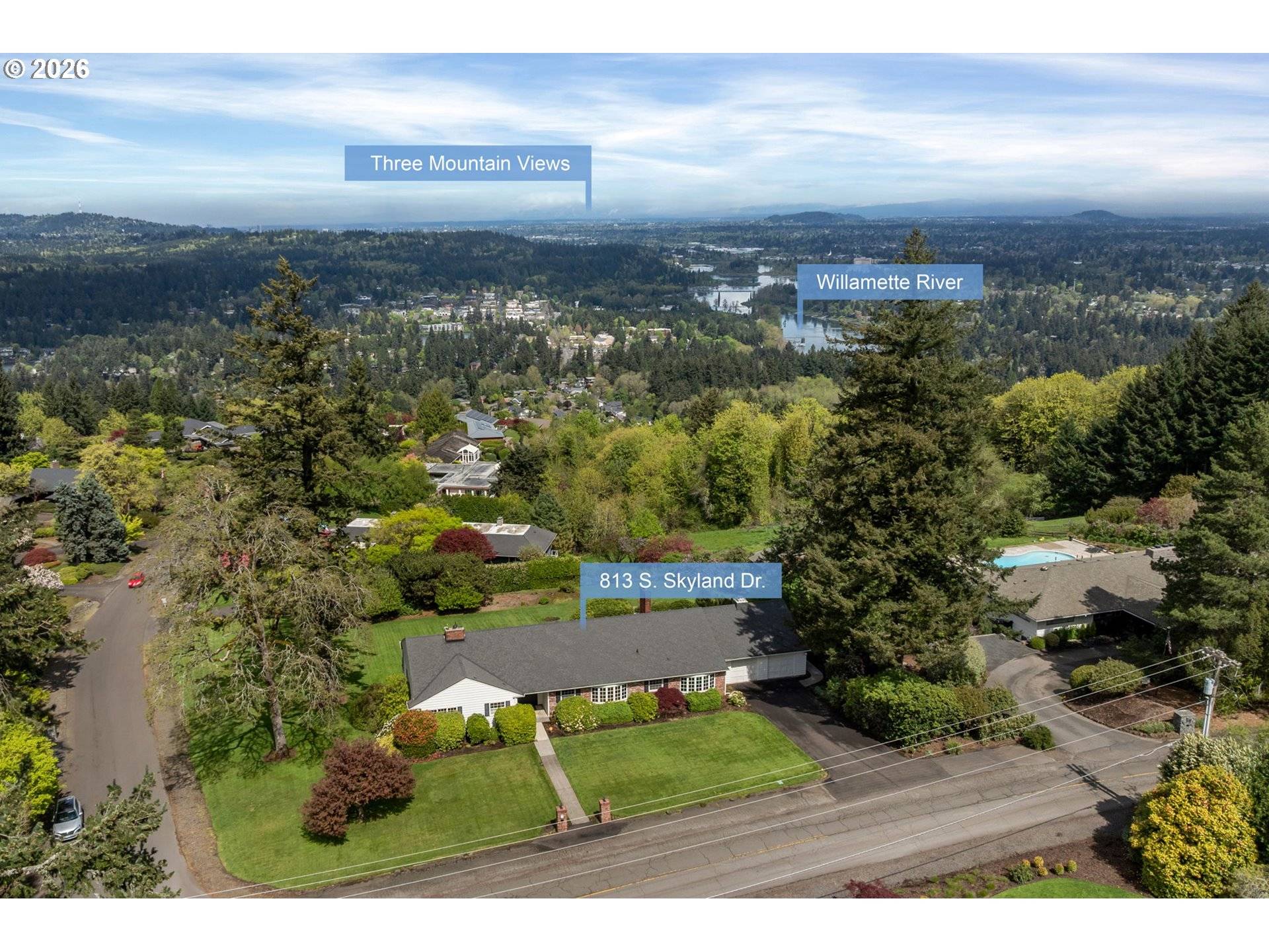 813 SKYLAND DR, Lake Oswego, OR 97034