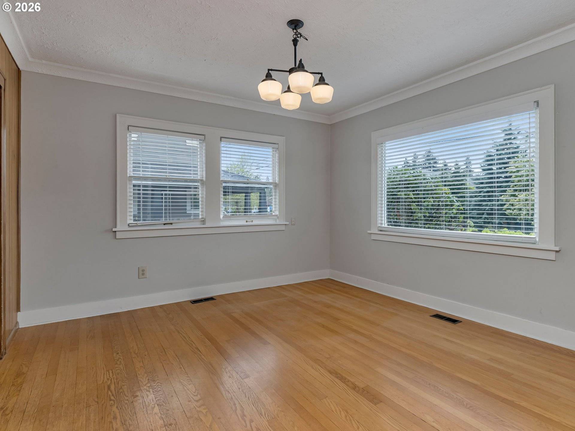 7825 N WILLAMETTE BLVD, Portland, OR 97203