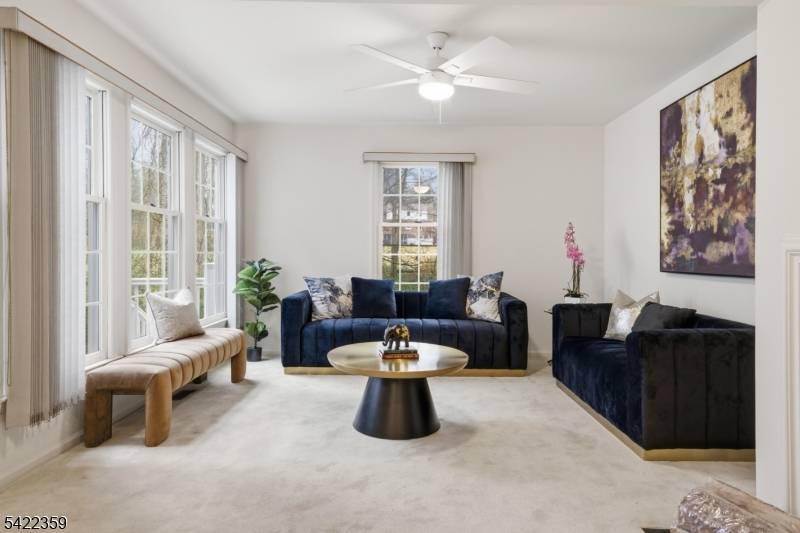 14 Arthurs Court, Berkeley Heights Twp., NJ 07922