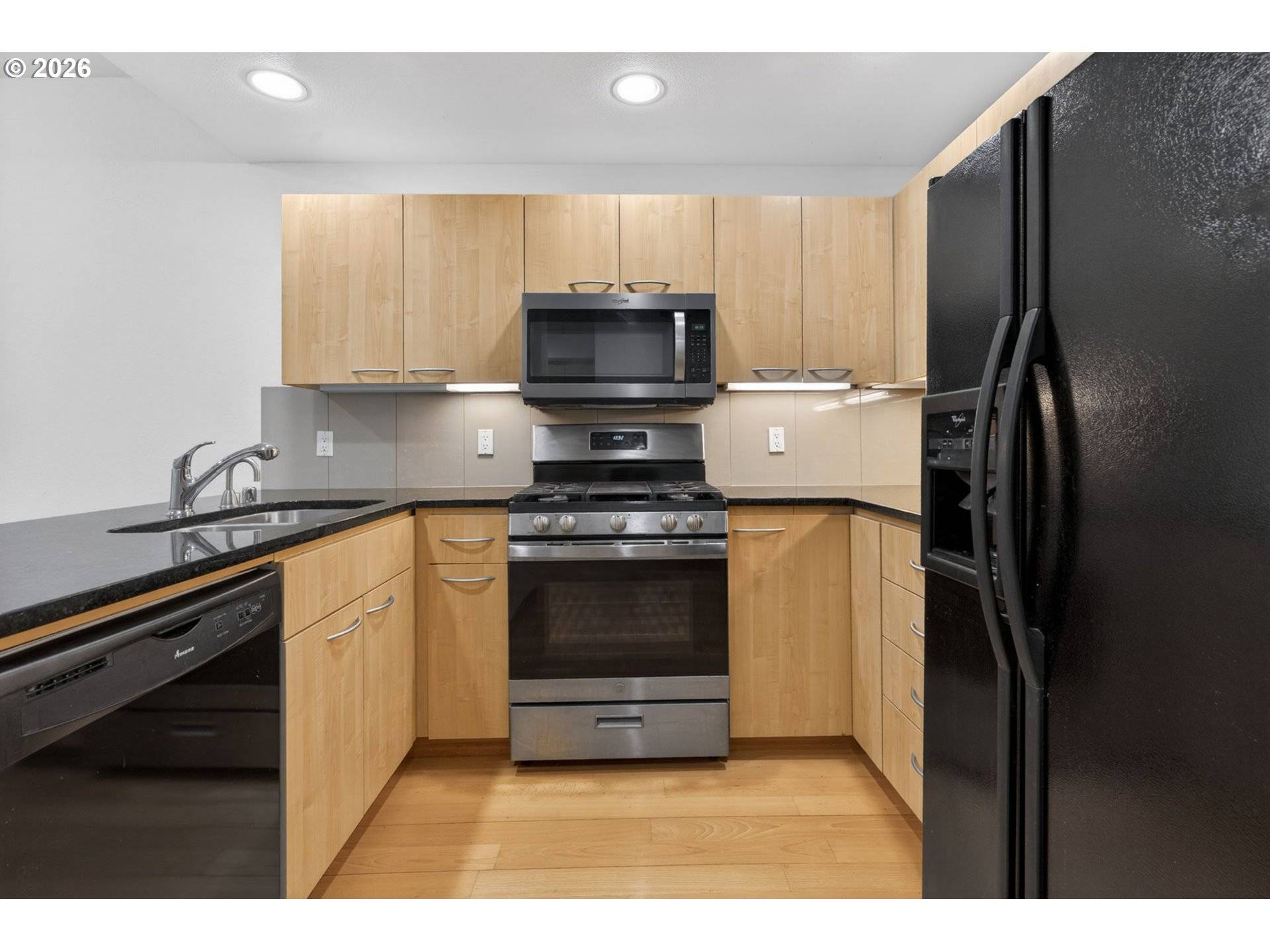 400 W 8TH ST, Vancouver, WA 98660