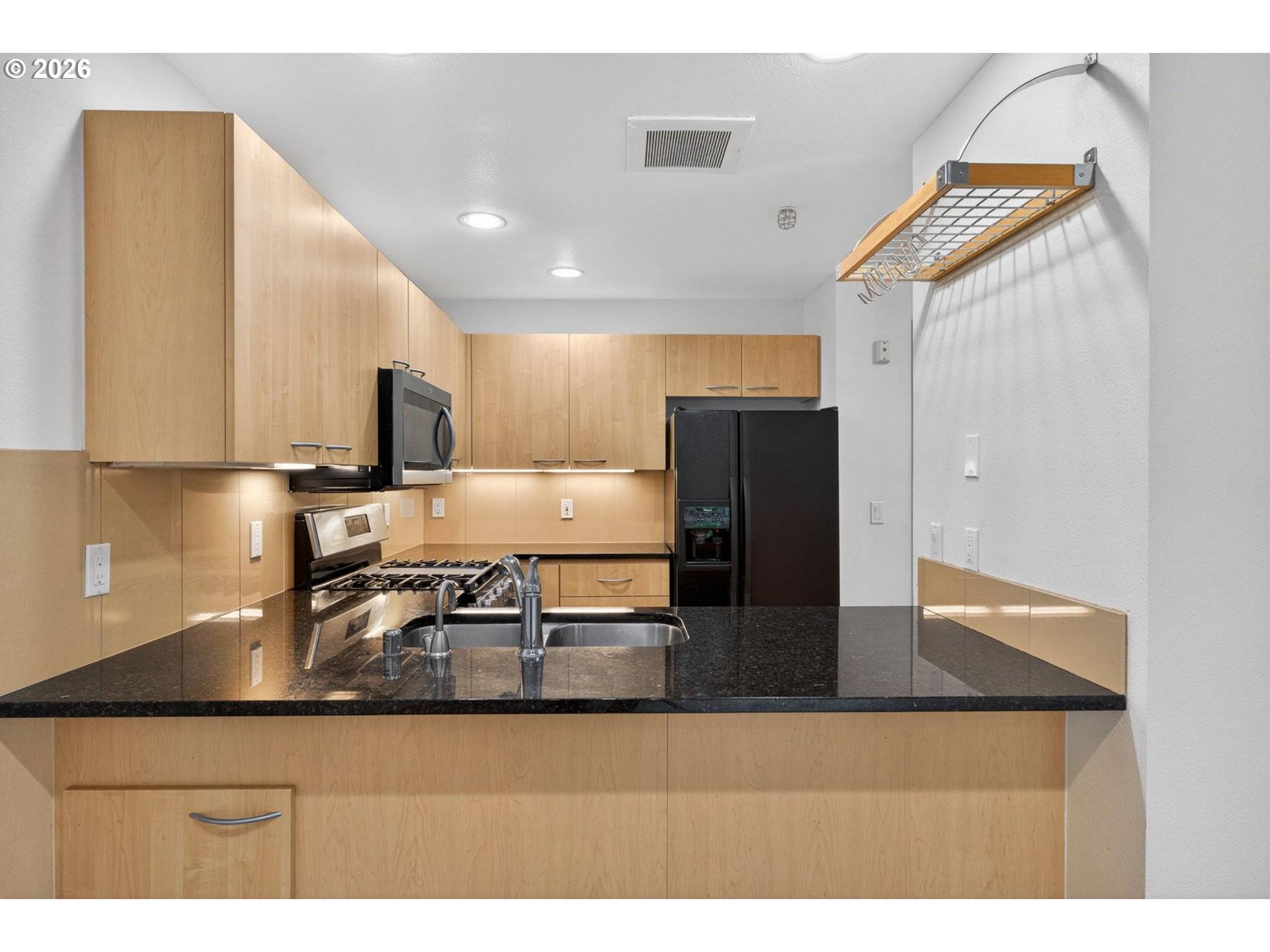 400 W 8TH ST, Vancouver, WA 98660