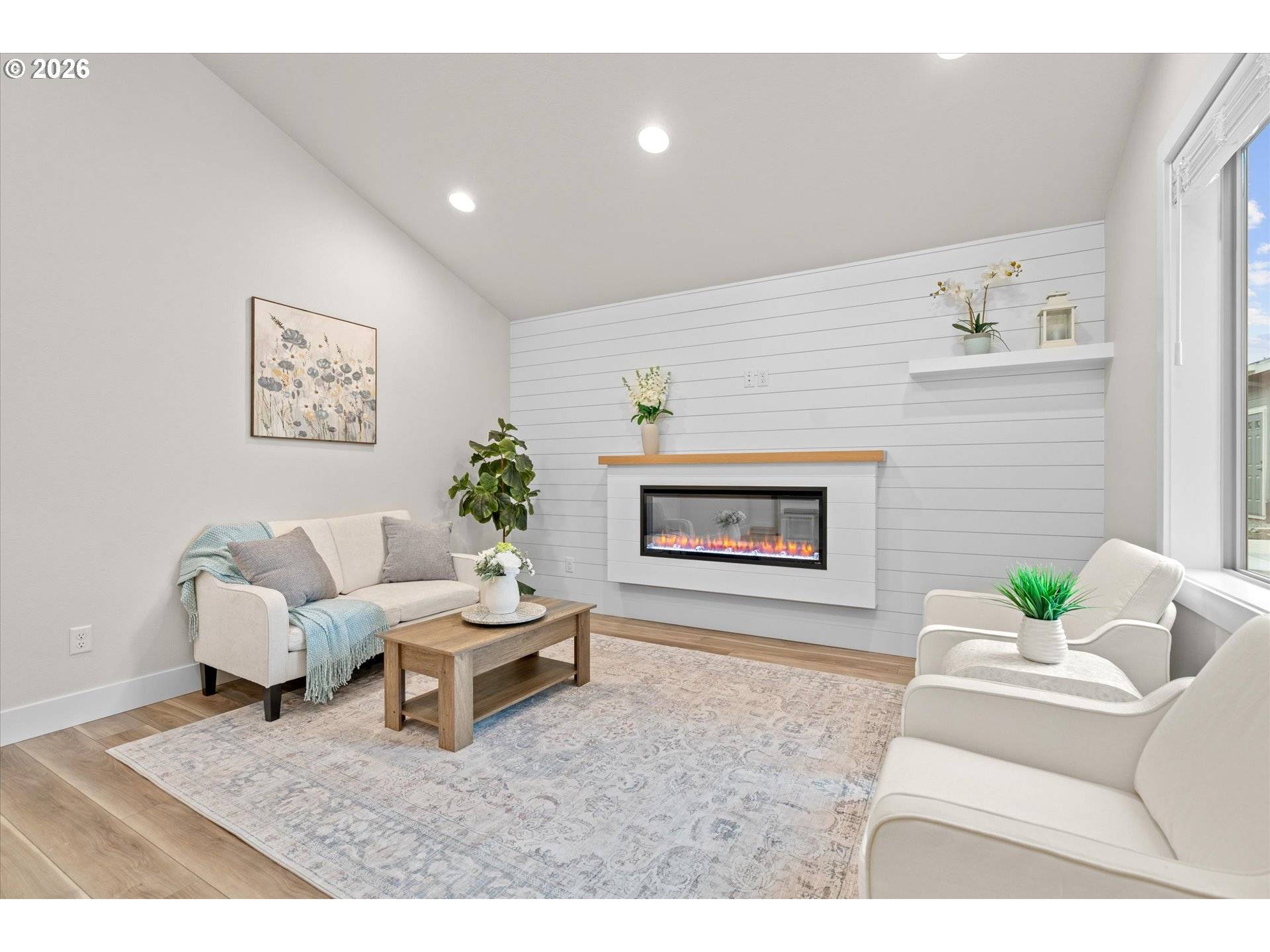 12300 Meadowlawn DR, Oregon City, OR 97045