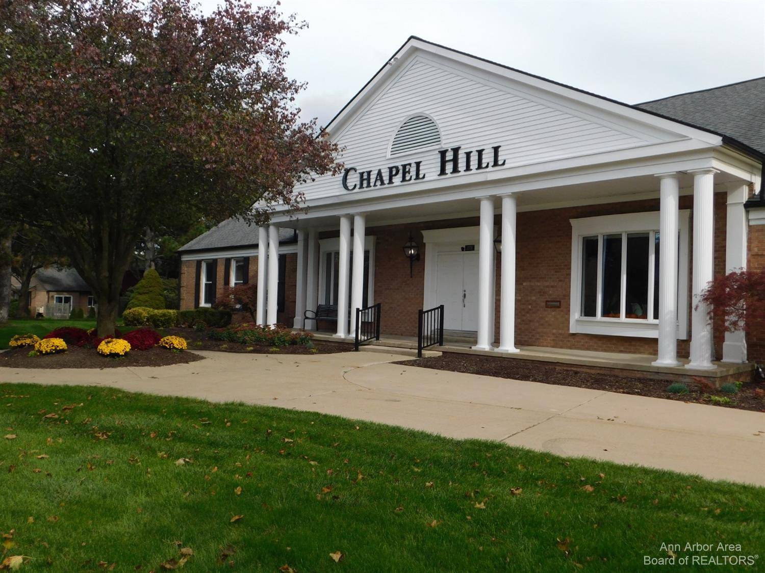 3385 Burbank DR, Ann Arbor, MI 48105