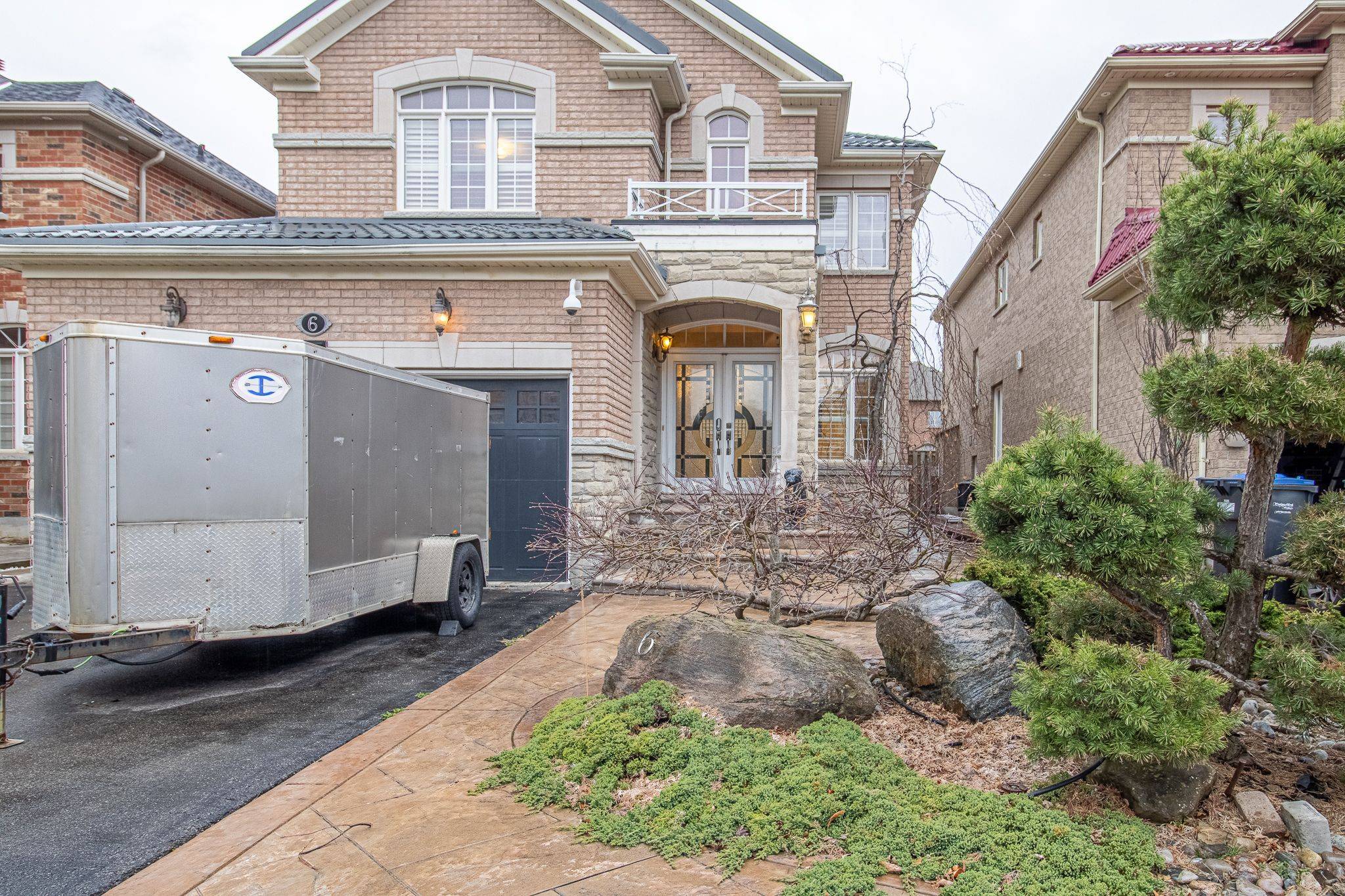 6 Messina AVE, Brampton, ON L6Y 0M6