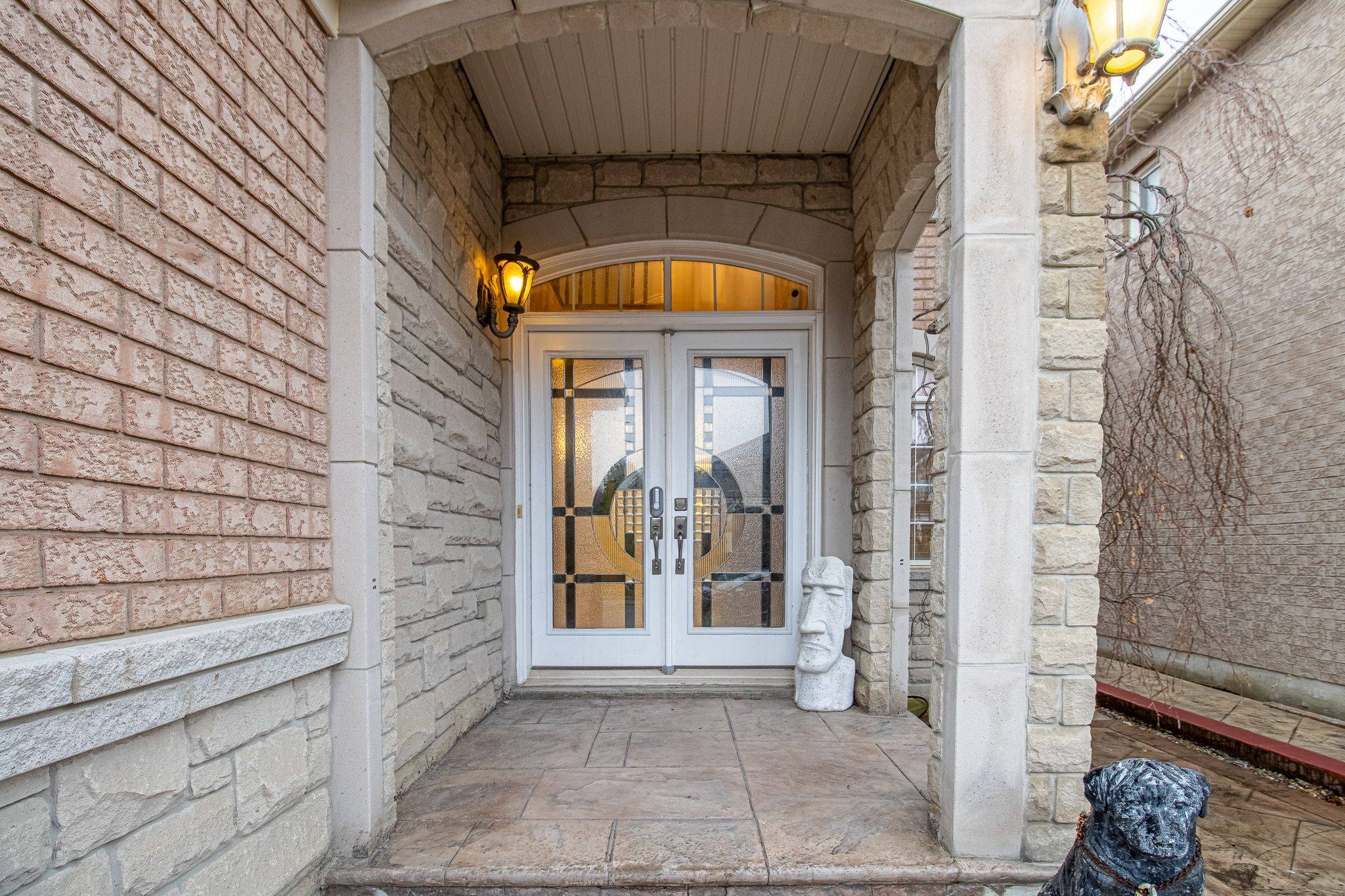 6 Messina AVE, Brampton, ON L6Y 0M6