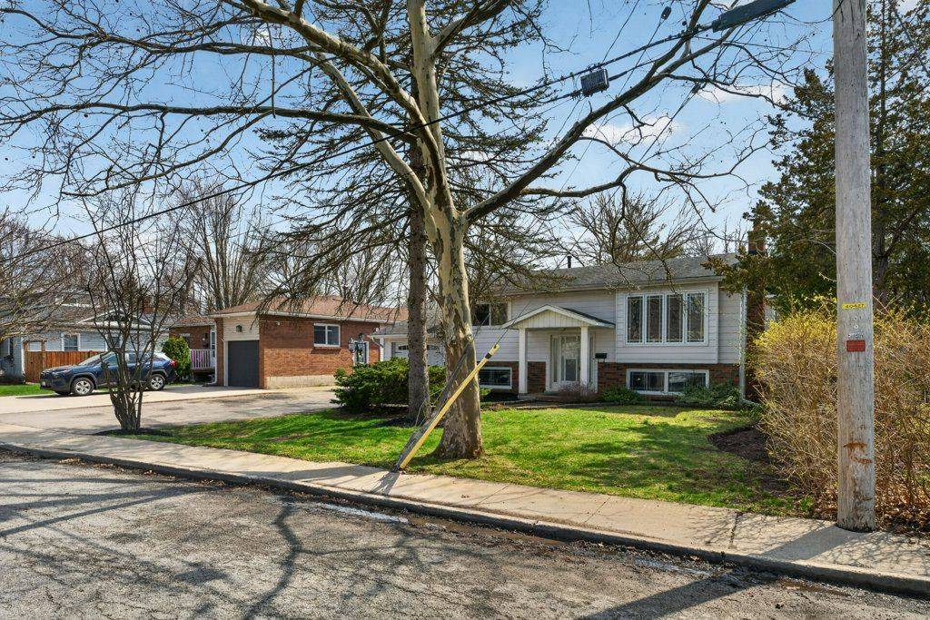 111 Mill ST, West Lincoln, ON L0R 2A0