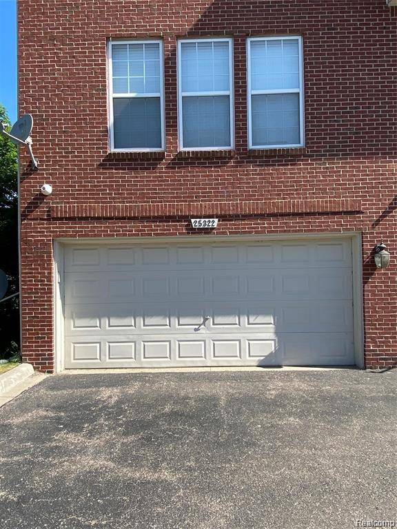 25322 SAINT JAMES, Southfield, MI 48075