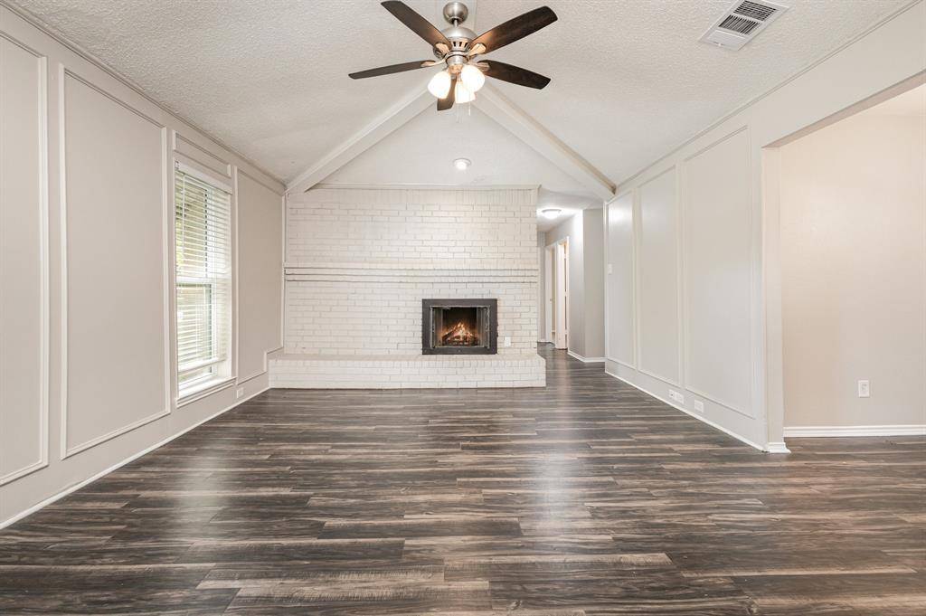 1017 Westminster Lane, Garland, TX 75040