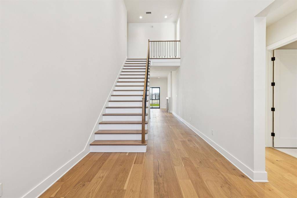 208 Pecan Street, Roanoke, TX 76262