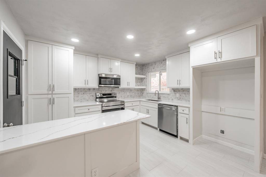 4518 Live Oak Drive, Mesquite, TX 75150