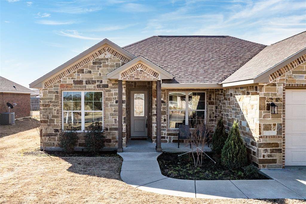 417 W Andrew Drive, Mabank, TX 75147