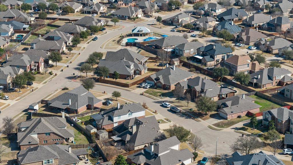 1109 Alexander Court, Midlothian, TX 76065