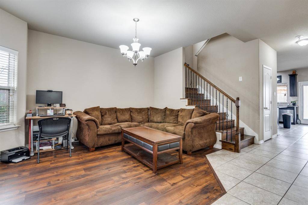 5808 Windy Meadow Lane, Grand Prairie, TX 75052