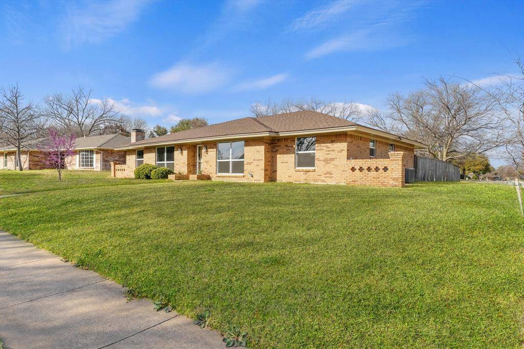 1701 Westlake Drive, Plano, TX 75075
