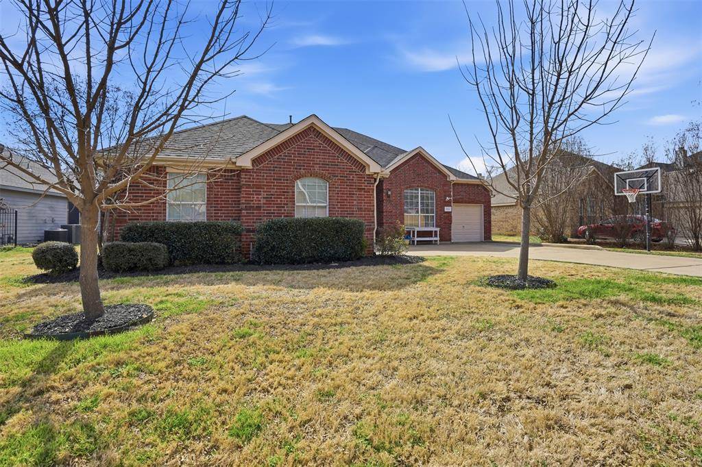 1012 Wedgewood Drive, Mansfield, TX 76063