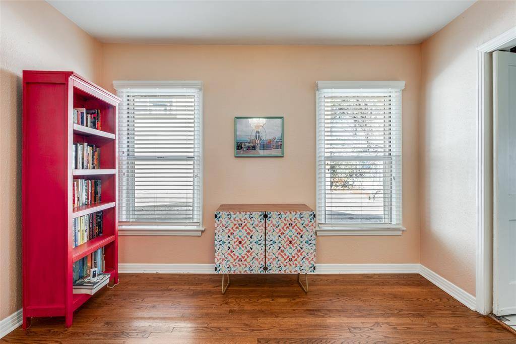 1122 Cordova Street, Dallas, TX 75223