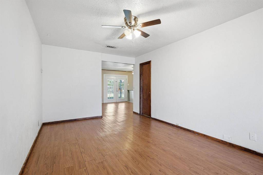 1634 Camara Court, Grand Prairie, TX 75051