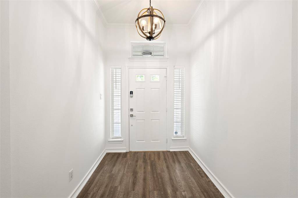 2404 Bowman Avenue, Mansfield, TX 76063