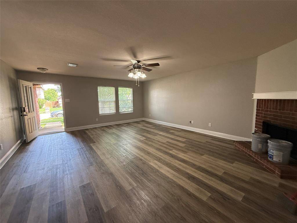 2908 Desert Drive, Denton, TX 76210