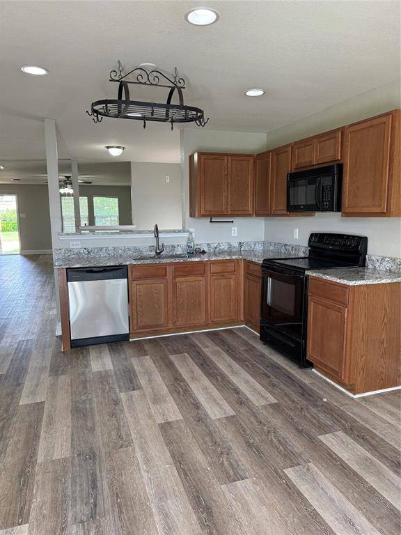 2908 Desert Drive, Denton, TX 76210