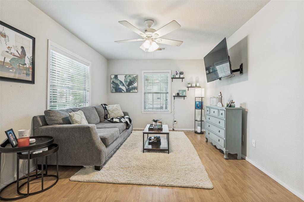 2418 W 5th Street, Irving, TX 75060