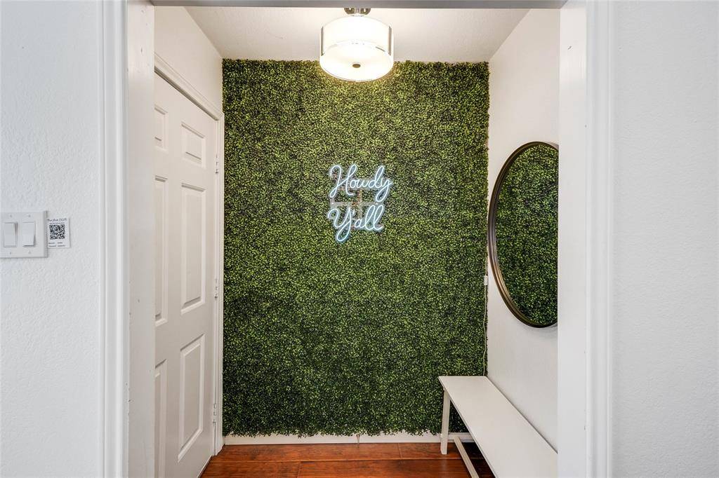 2509 W Oakdale Road, Irving, TX 75060