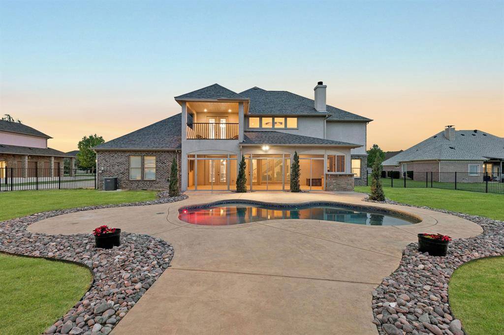 2112 Becky Lane, Cedar Hill, TX 75104